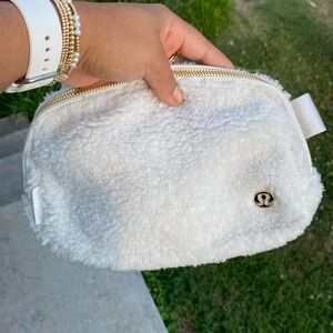 Lululemon belt bag